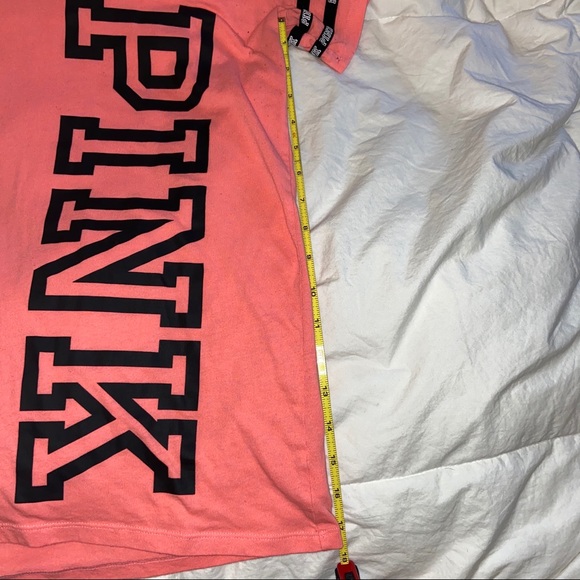 Victorias Secret v neck top. Victoria’s Secret top - Picture 5 of 5